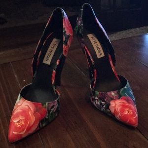 Steve Madden Pumps